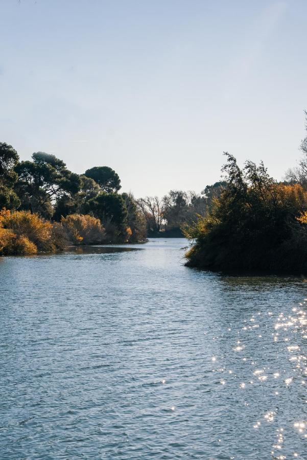 Domaine De Merins, 10 Couchages Avec Piscine, Face A La Riviere, A 4Km De La Plage Fleury  Exteriér fotografie