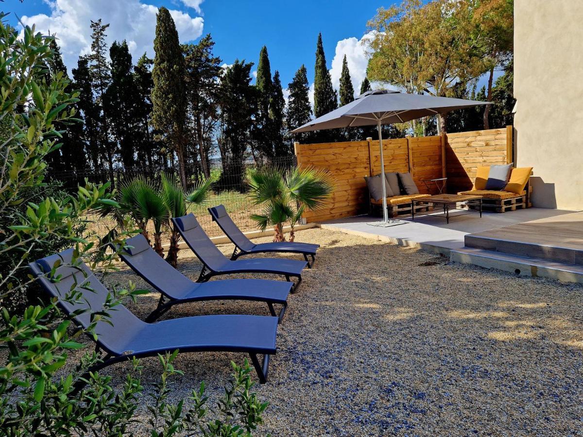 Domaine De Merins, 10 Couchages Avec Piscine, Face A La Riviere, A 4Km De La Plage Fleury  Exteriér fotografie