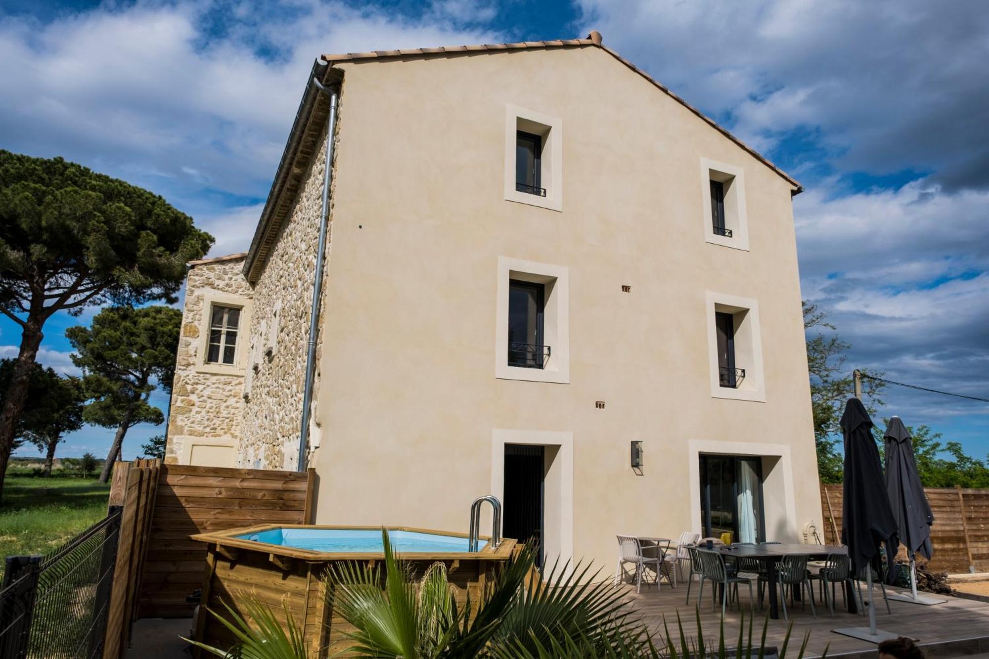 Domaine De Merins, 10 Couchages Avec Piscine, Face A La Riviere, A 4Km De La Plage Fleury  Exteriér fotografie